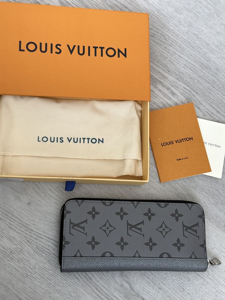 Кошелёк Louis Vuitton