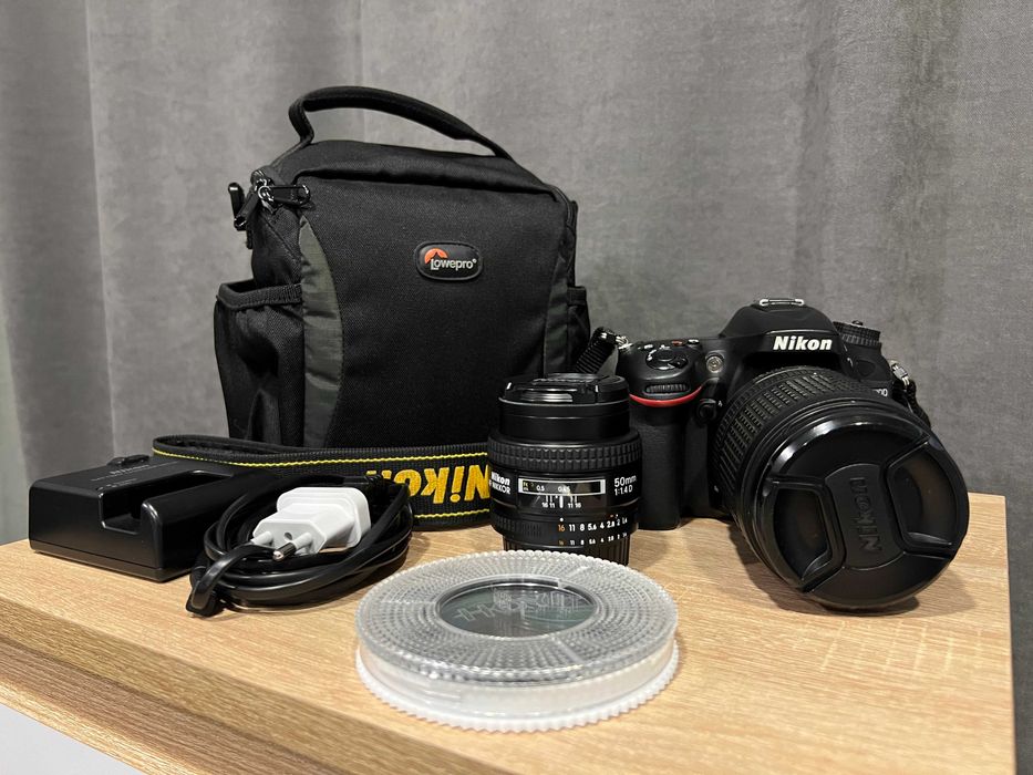 Терміново! Nikon D7100 + Nikkor AF-S DX 18-140mm + AF Nikkor 50mm