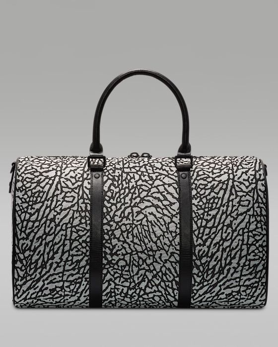 Оригінал сумка Jordan Icon Duffle Bag (25L) MM0978-I00