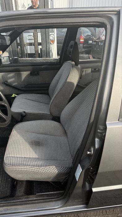 Conjunto de bancos e quartelas Fiat uno 1988