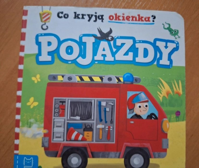 Książeczka z okienkami pojazdy