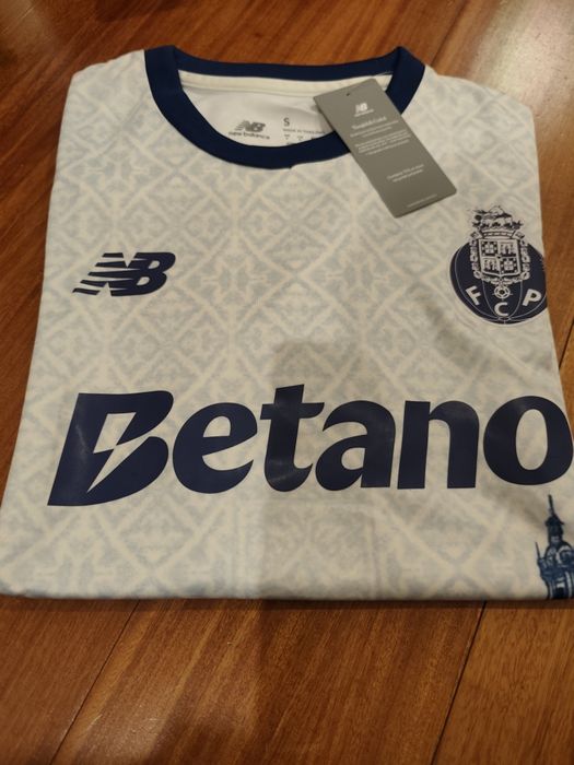 Camisola FC Porto inspiração na Ribeira