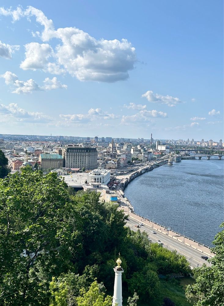 Хрещатик Костьольна 11 2к кв Майдан Незалежності Михайлівська Без%