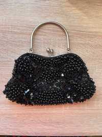 Жіноча сумочка чорна розшита паєтками