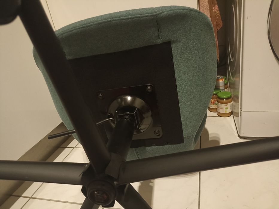 Комп'ютерне крісло