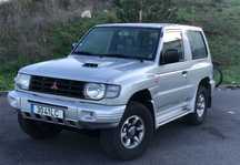 Mitsubishi Pajero
2.5 TDi GLS