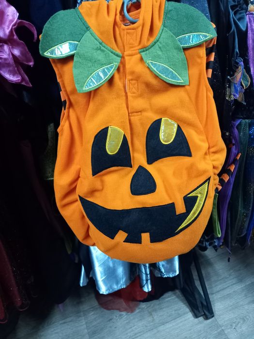 Прокат карнавальних  костюмів