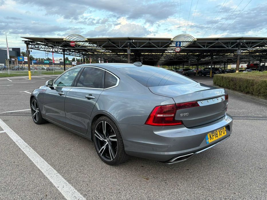Volvo s90 d4 Anglik R-desing