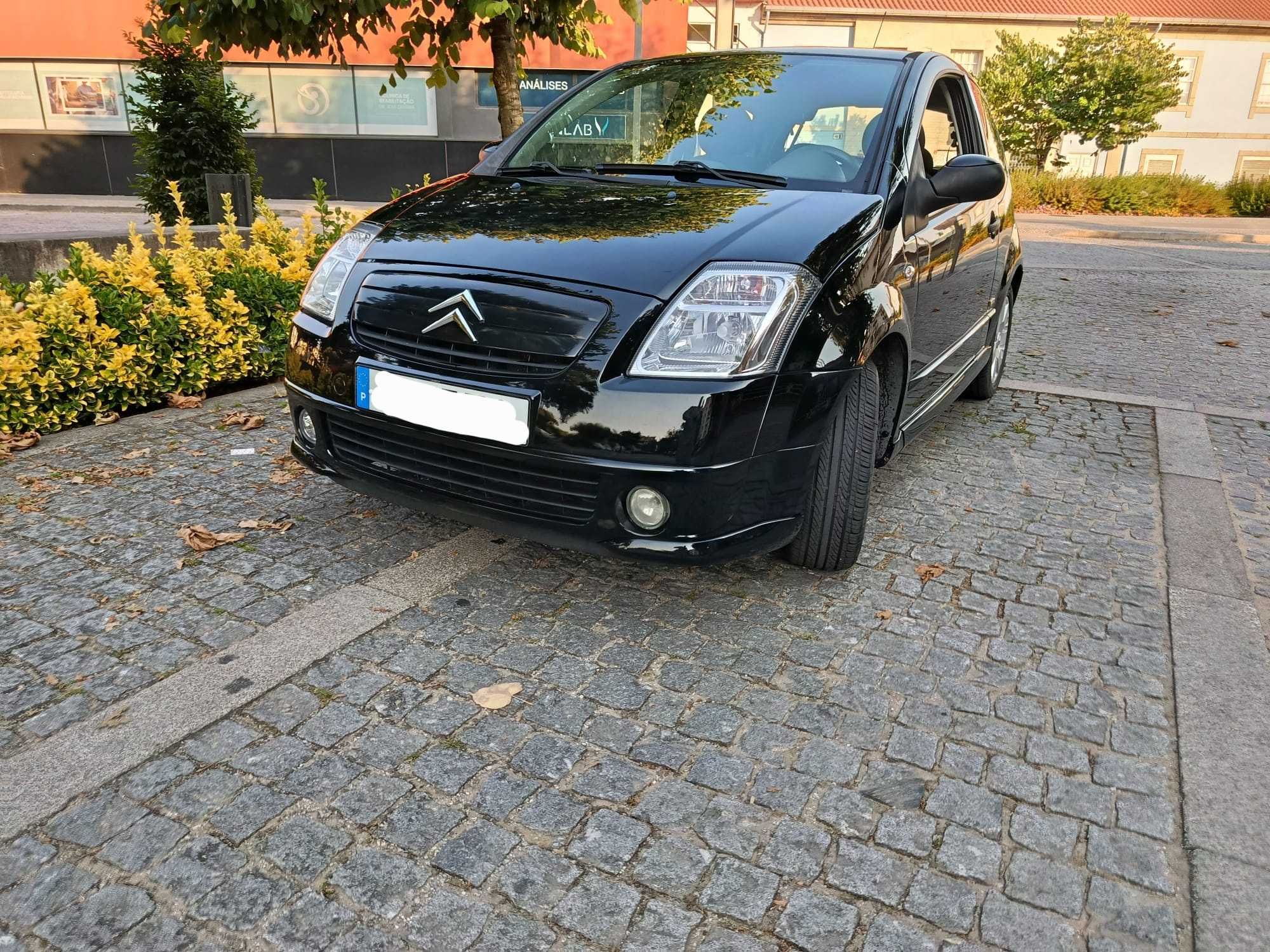 Carro C2 2005 em muito bom estado