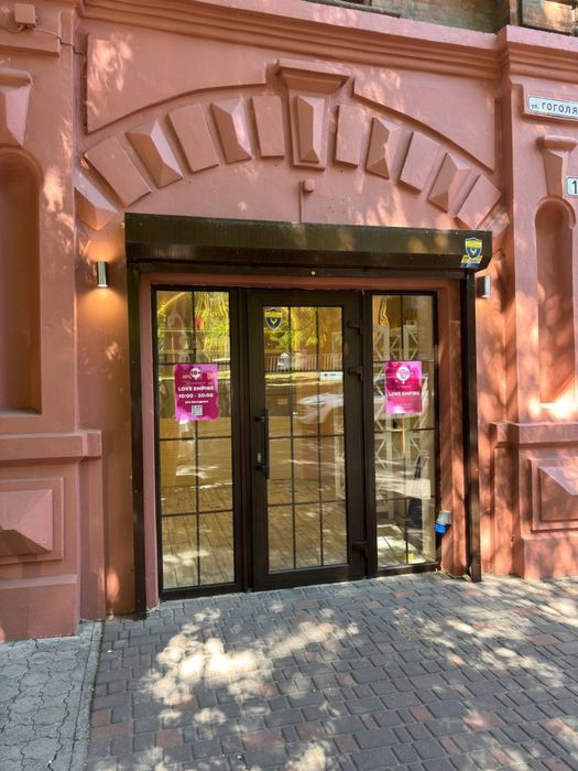 Оренда приміщення центр червона лінія кавʼярня кафе магазин