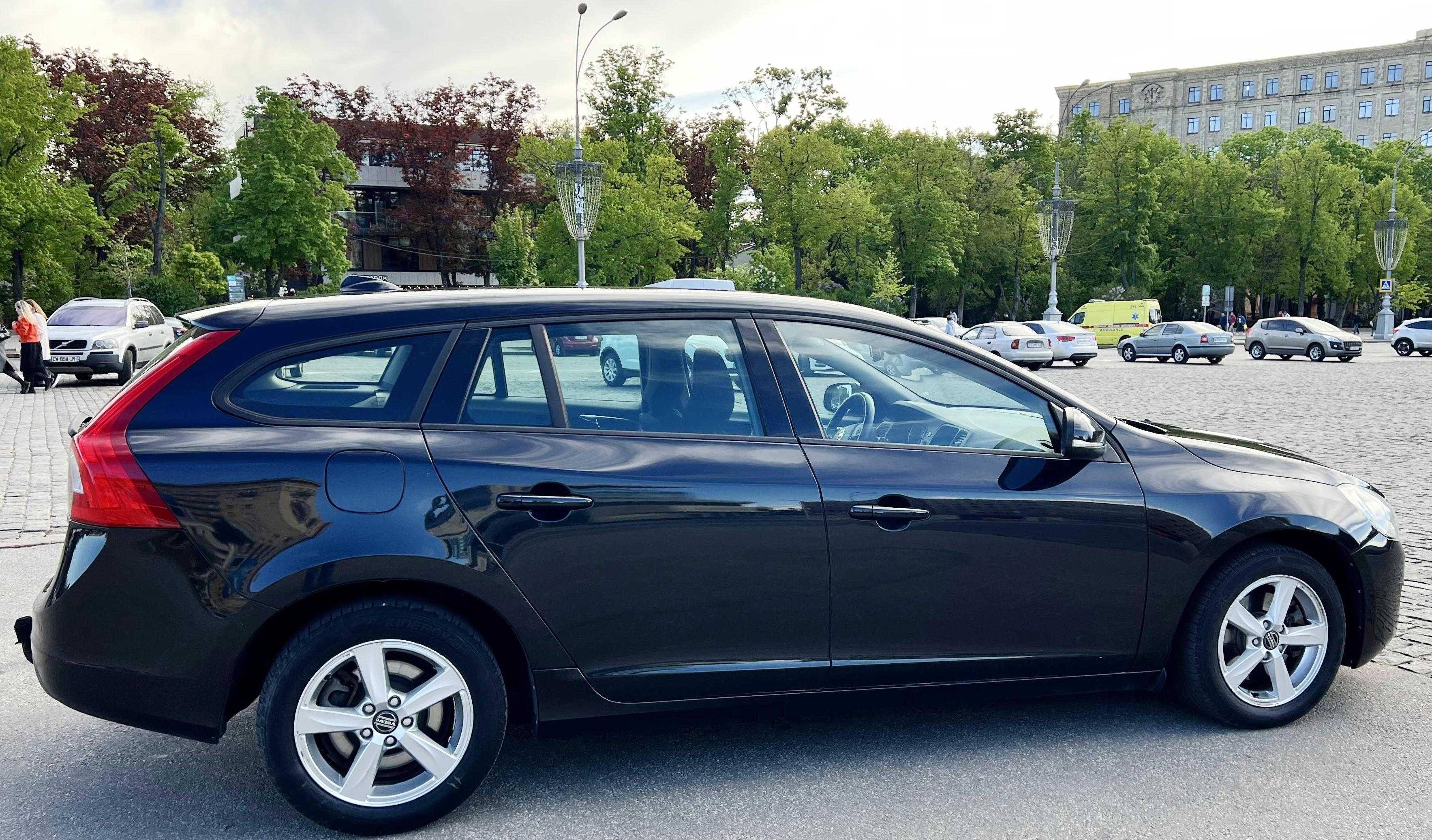 Volvo V60 D2 1.6 дизель