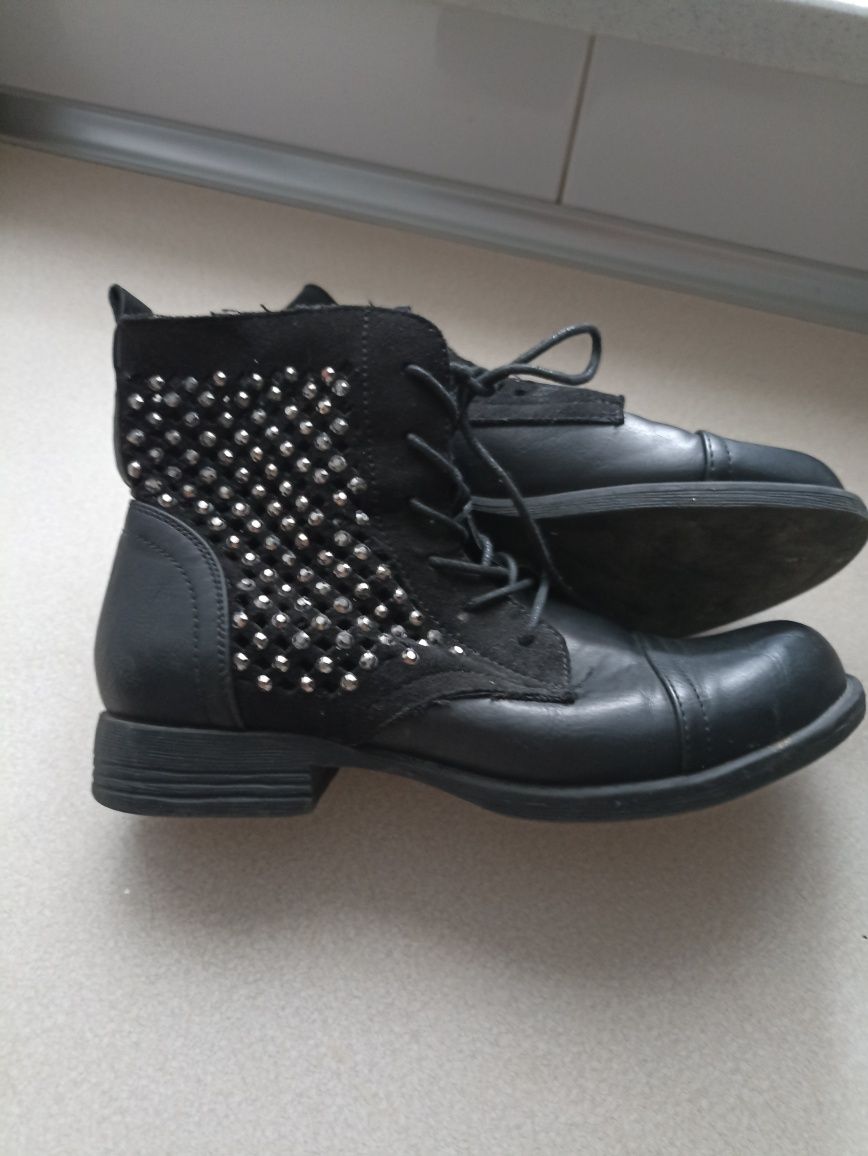 Buty botki DeeZee czarne sztyblety 37