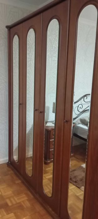 Mobilia de quarto em estado novo