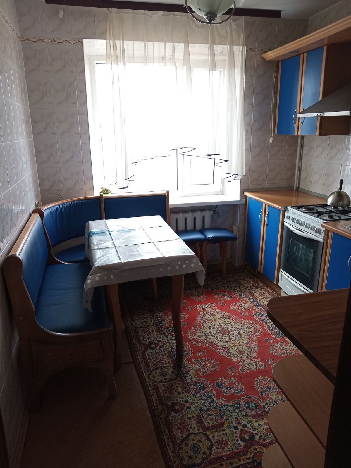 Подобово кв має  3 кім ,рнАвтовокзал Софіївка