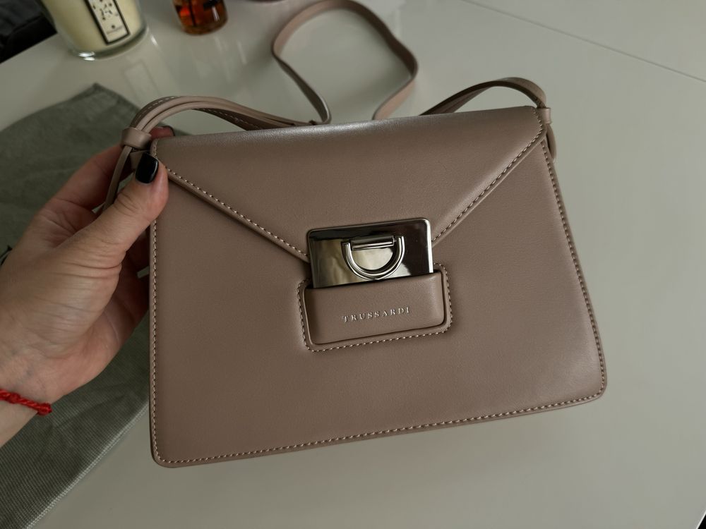 Сумка Trussardi бежевая