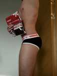 Slipy aussiebum rozmiar L lub M
