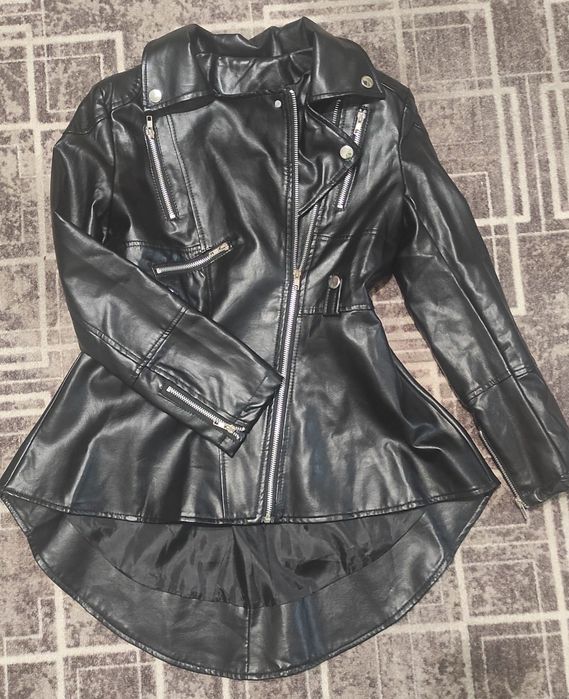 Жіноча куртка косуха -фрак