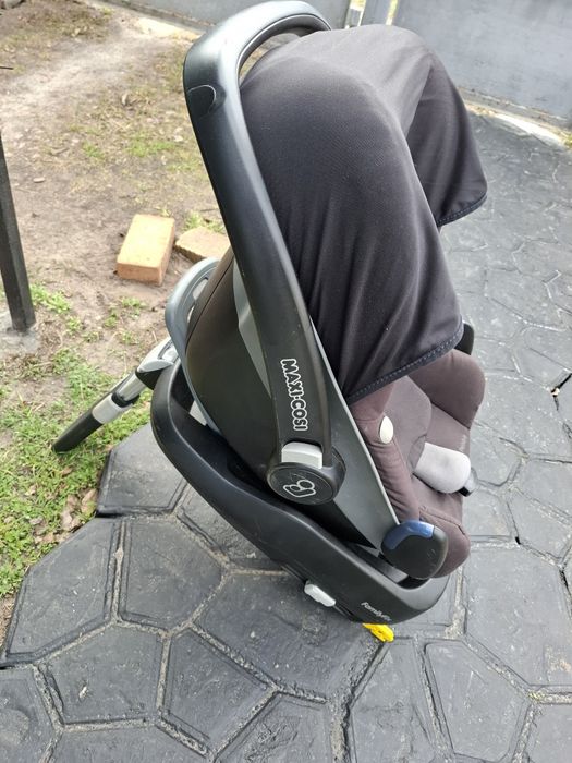 Maxi cosí pebble автокресло до 10-12 кг