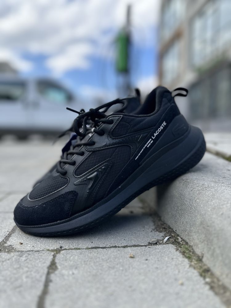 Чоловічі оригінальні кросівки Lacoste L003 EVO 124 3 SMA