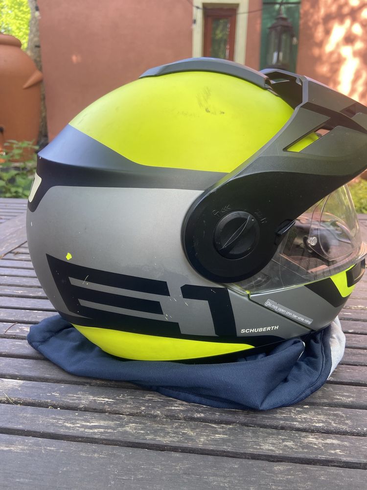 Kask motocyklowy  Schuberth E1 intercom