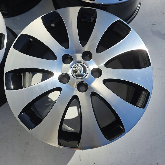 Skoda Superb II Octavia II Iii IV Yeti Karoq 5x112 17'' ET49 4X
