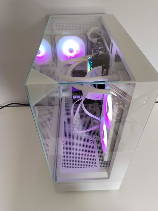 Komputer Gamingowy | RTX 3050 | i5-10400F | 32GB RGB | SSD | RGB