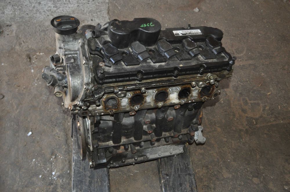 Volkswagen Passat jetta 2.5 cbta двигатель мотор