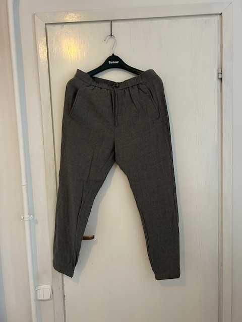 Comptoir des cotonniers spodnie joggery rozm. Fr 40