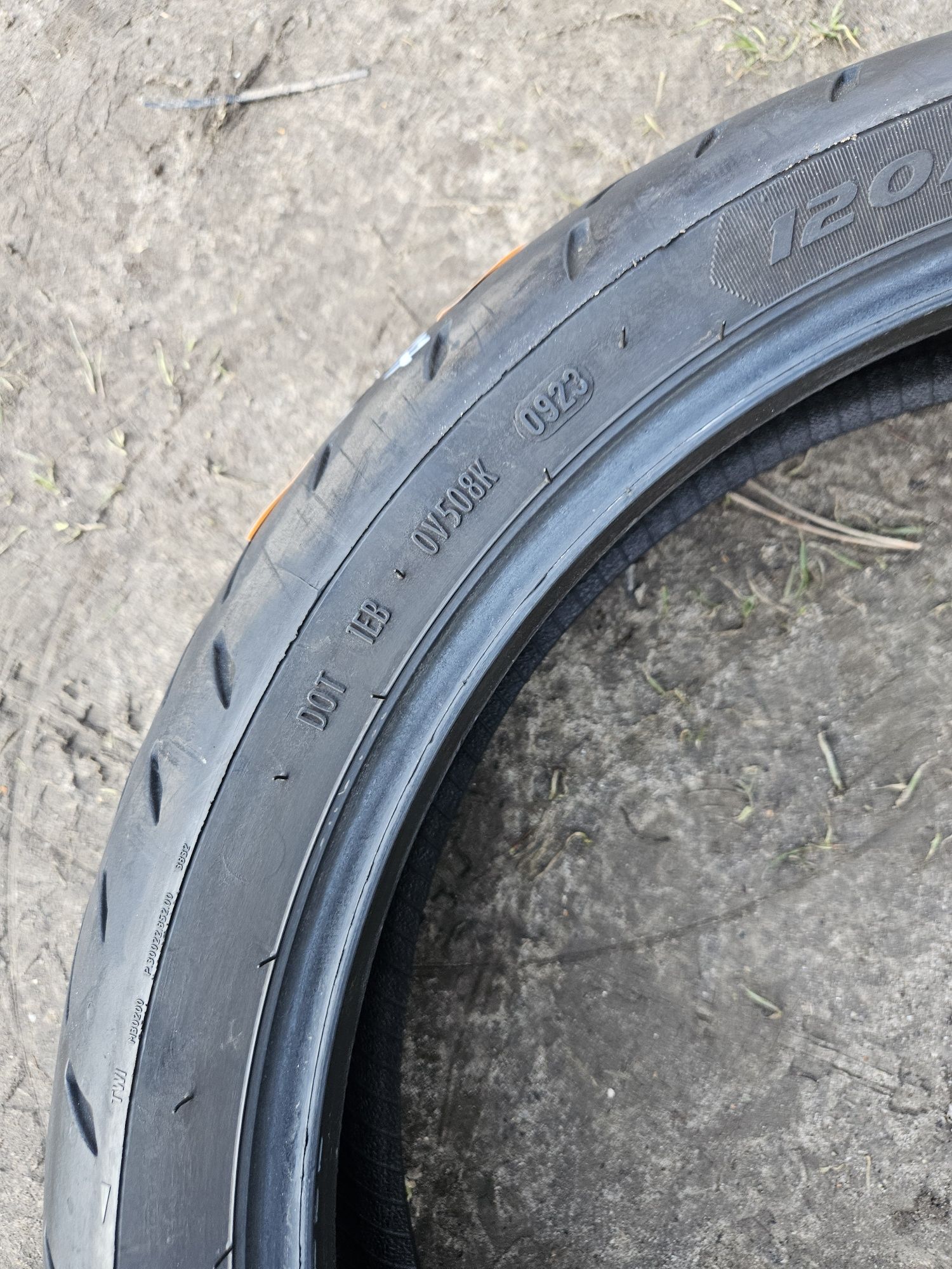Metzeler RoadTec Q1 120/70R17 Dot 0923 Nr.1123