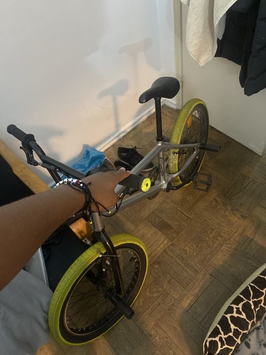 Vendo Bmx por  70€!