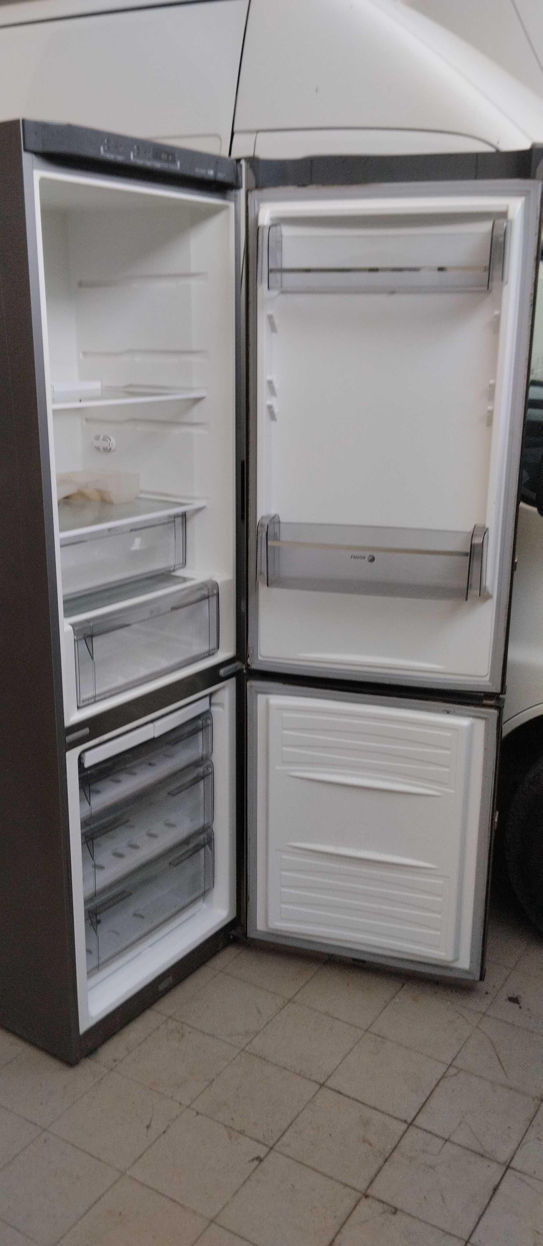 Frigorifico combinado Fagor inox