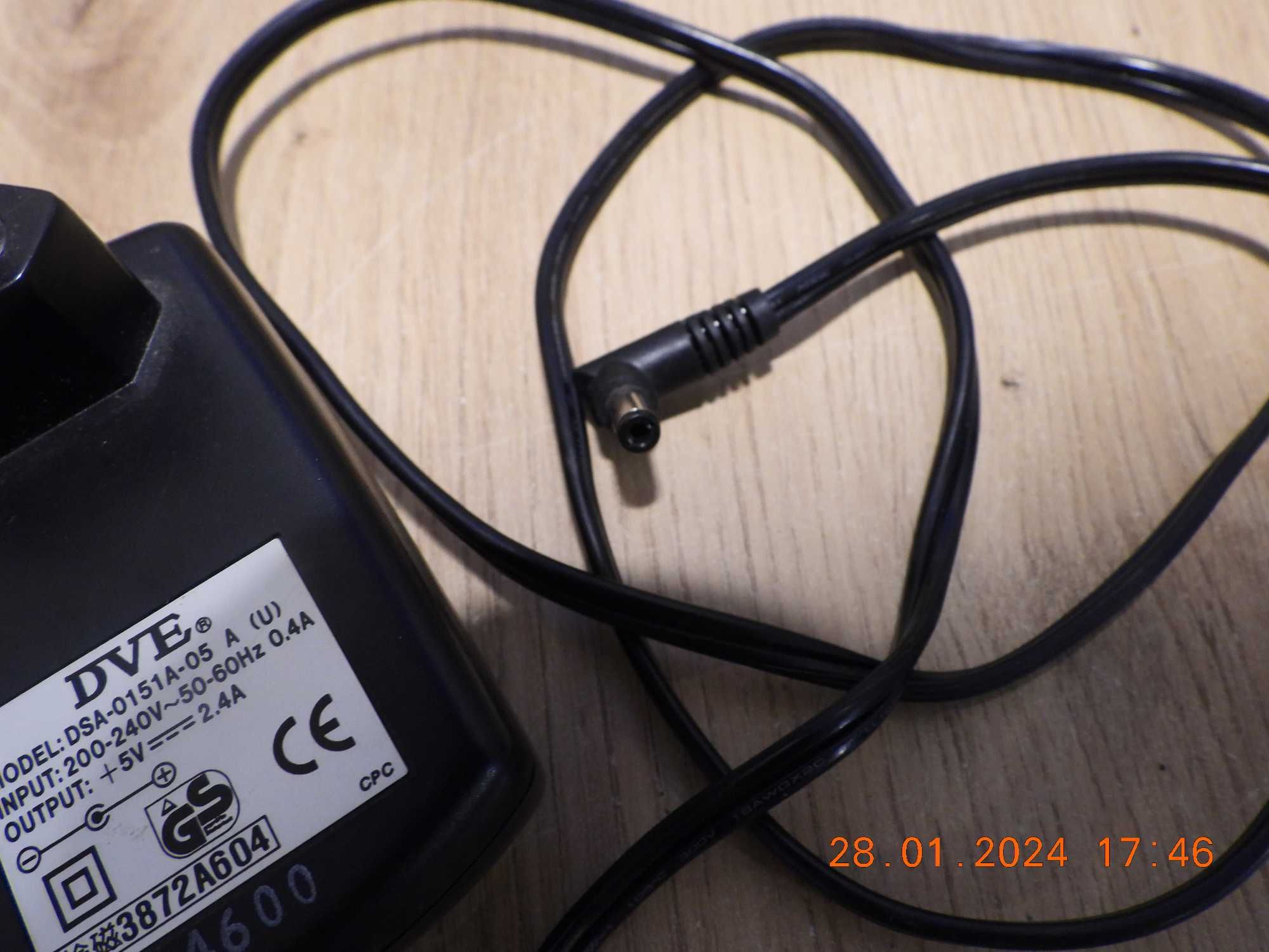 ZASILACZ DVE 5V 2.4A DSA-0151A-05 5.5/2.5