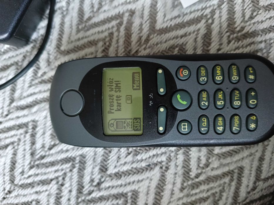 Telefon komórkowy Siemens M35i - klasyk dla kolekcjonerów