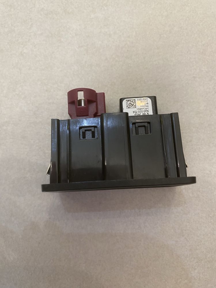 Панель порт aux usb golf 7 оригінал