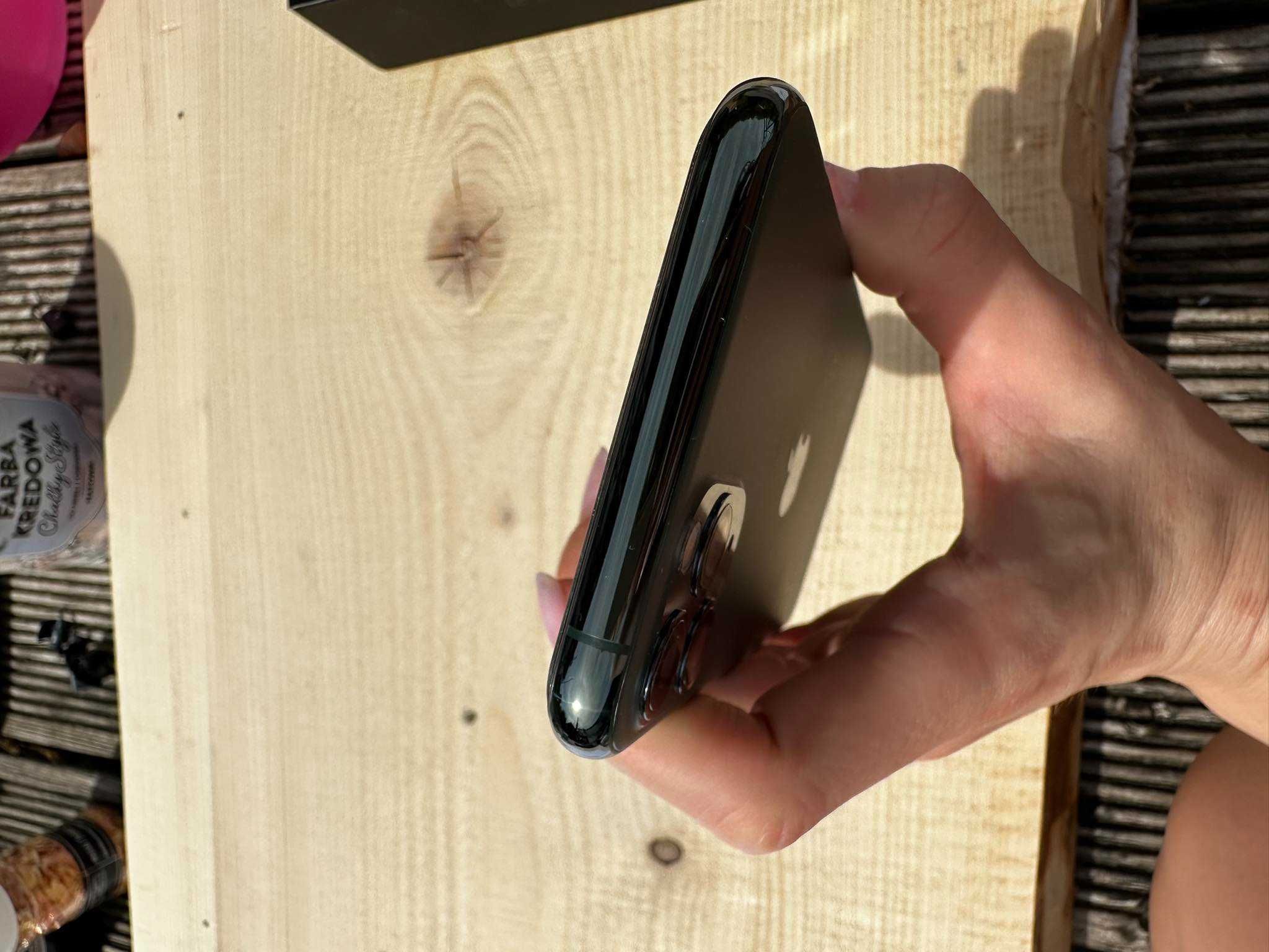 iPhone 11 pro Nocna zieleń 64GB