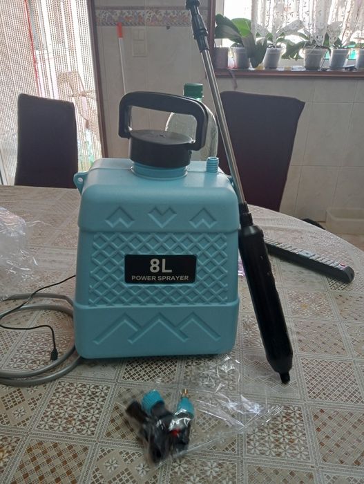 Pulverizador elétrico de 8lt novo