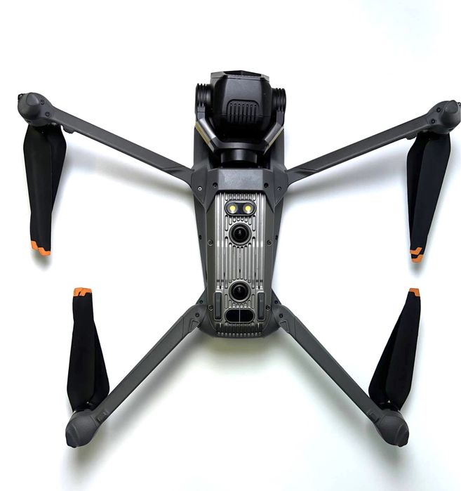 Дрон Dji mavic 3 pro комплект. Стан нового