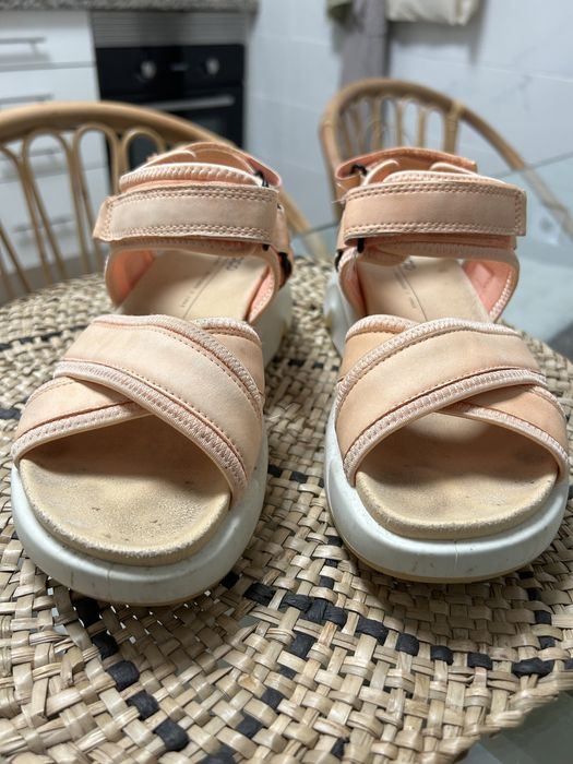 Sandálias ECCO Chunky - 37