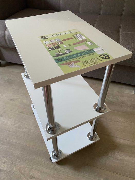 Полочка Этажерка на поворотных колесах Состояние НОВАЯ