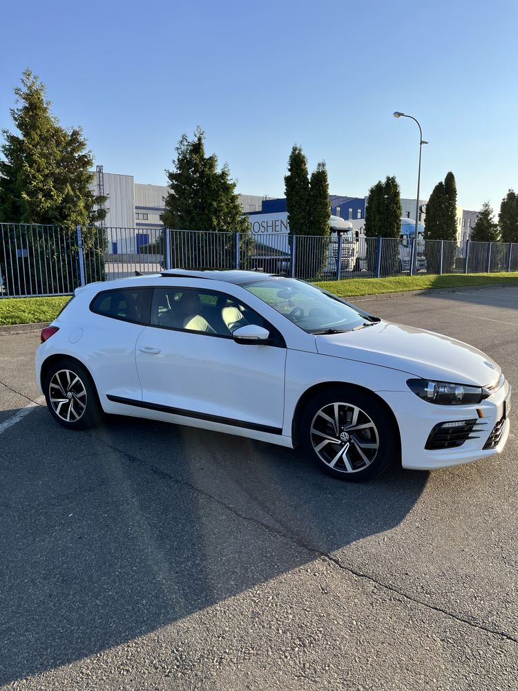 Volkswagen Scirocco 2.0 tsi
