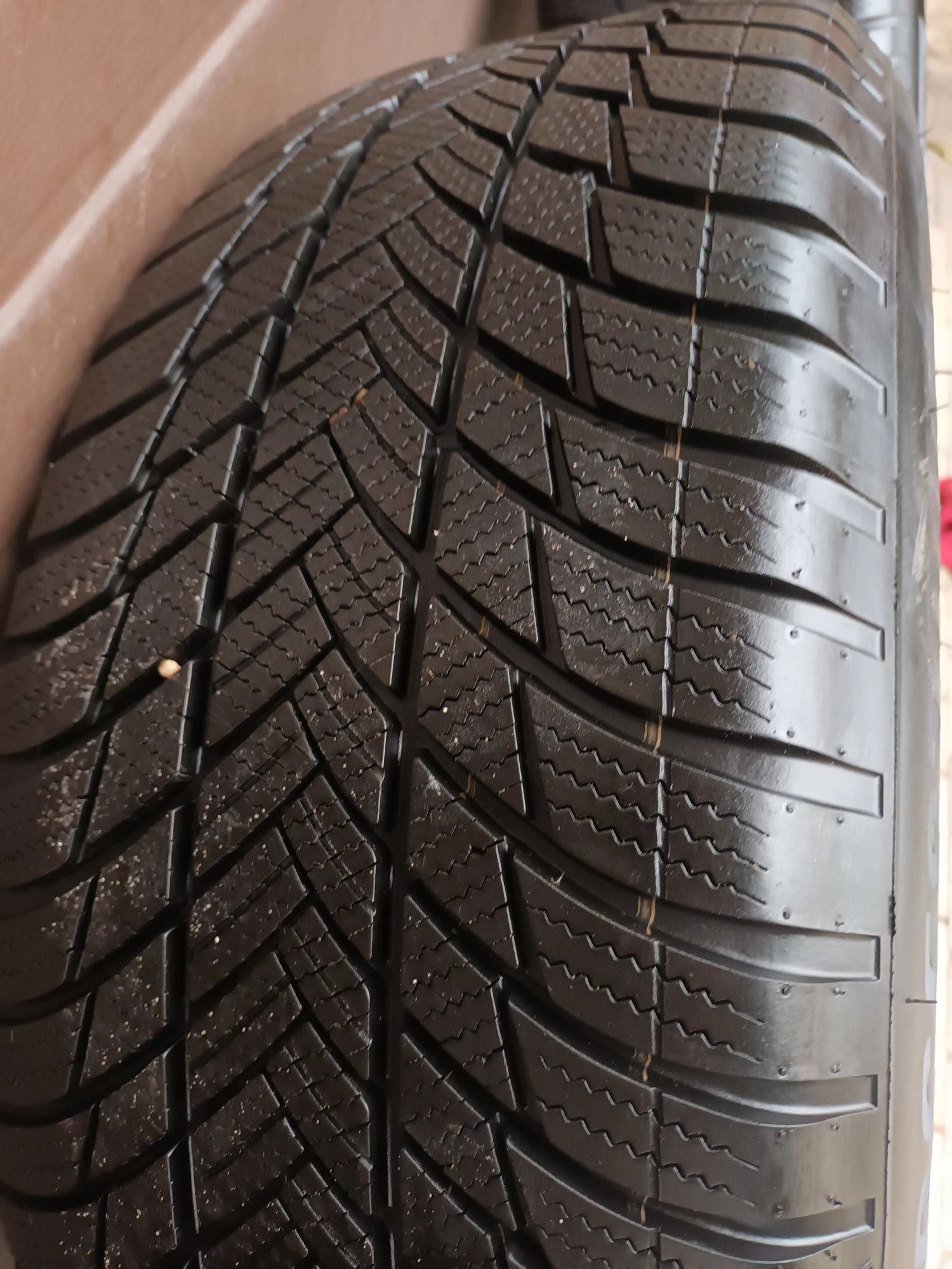 Koła zimowe  19  mercedes ML GL GLS GLE nowe opony