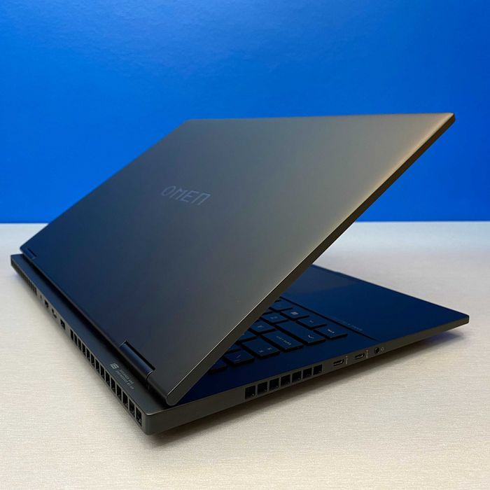 HP Omen 16-XF0000NP - 16.1" FHD (Ryzen 7 7840HS/32GB/1TB SSD/RTX 4060)