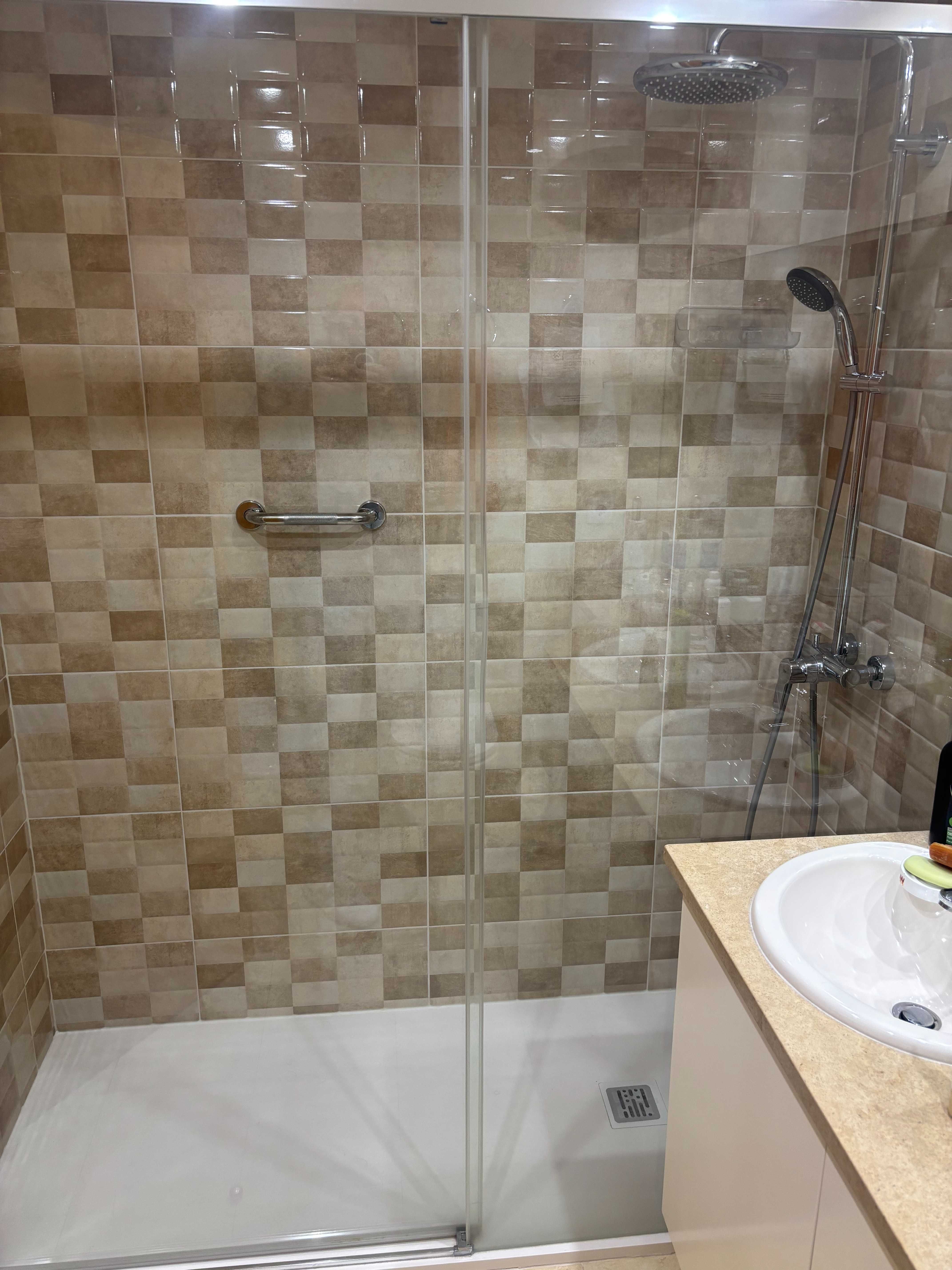 Apartamento T2, Urbanização Quinta da Vera Cruz - Candal