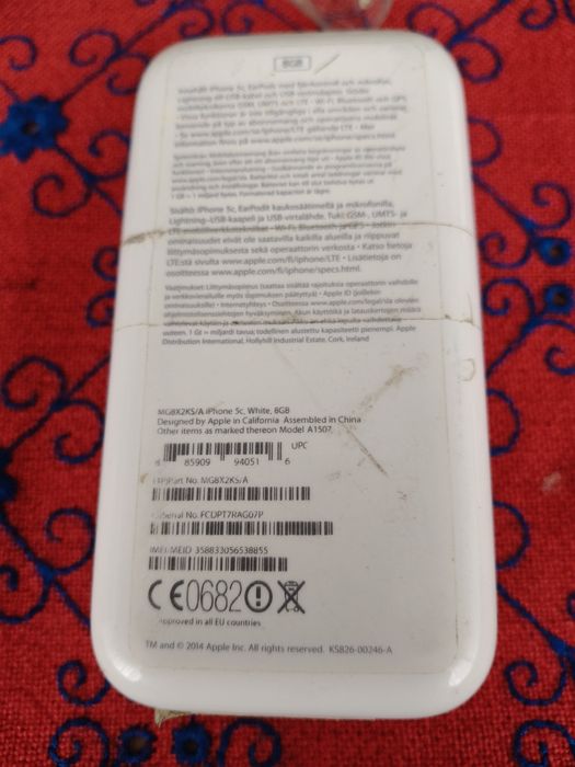 Коробка від Iphone 5c, оригінал