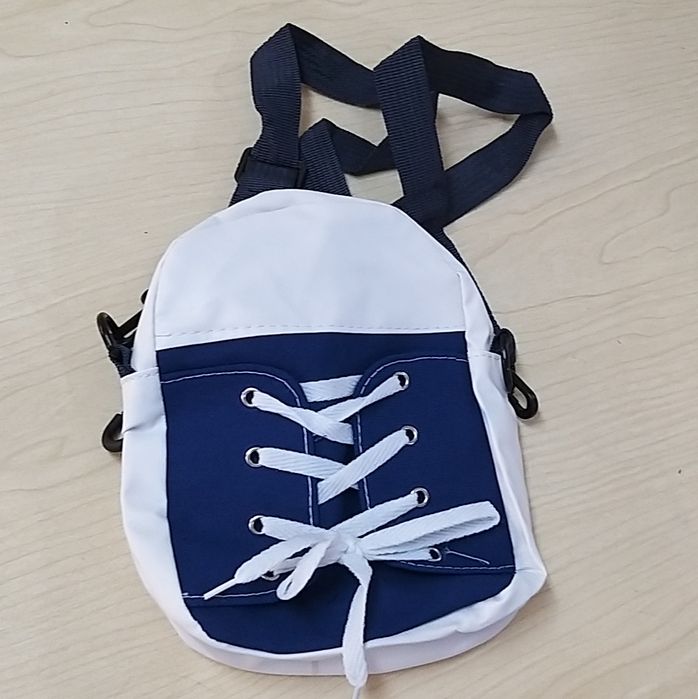 Mala a tiracolo ténis.