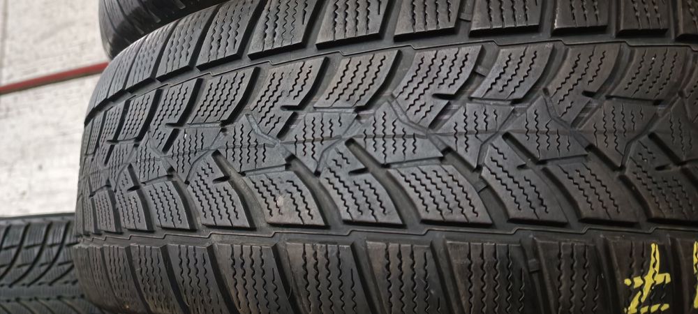 225/65 R17 Dunlop Winter Sport 5 SUV Зимові шини б/у Склад резини