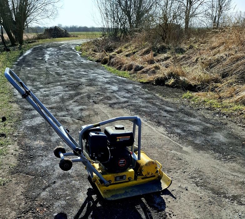 Szlaka na drogi i podjazdy – solidne utwardzenie w dobrej cenie