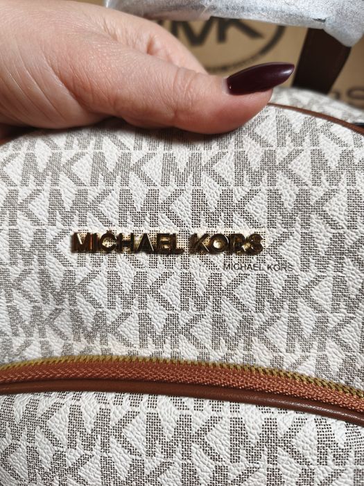 Крутезний рюкзак МК !