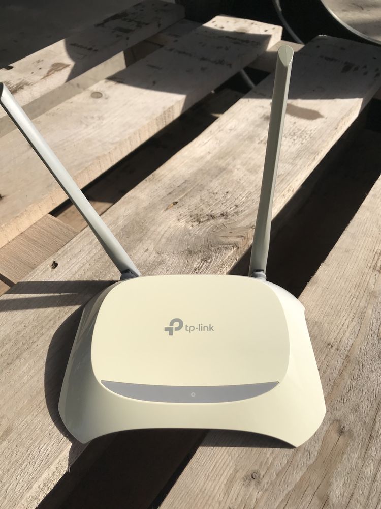 Маршрутизатор TP-link TL-WR840n