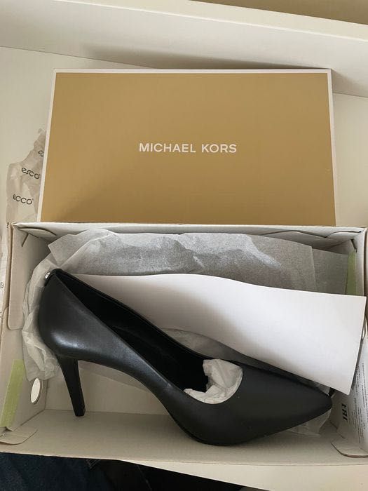 Nowe buty Michael Kors